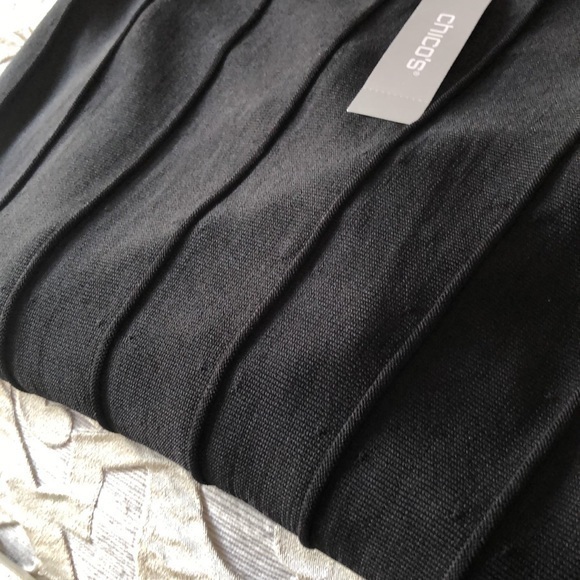 Chicos size 12 bat wing sweater with pleats & a banded waist line in black‎ - Picture 6 of 6